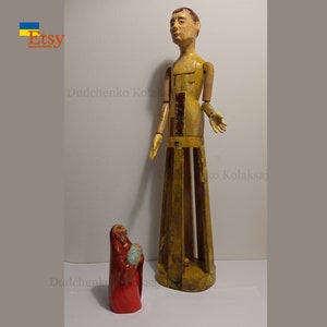Santos doll. Wooden, polychrome sculpture.