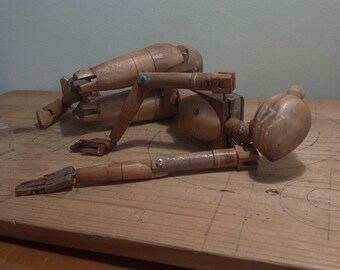 Articulated Wooden Android Doll with Fingers, Robot 077