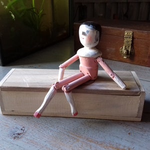 grodnertal wooden dolls
