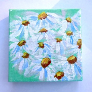 Charming Modern Daisies Acrylic Painting, Mini Original Painting DAISIES, Impressionist Floral, Floral Bedroom Decor, Cottage Core