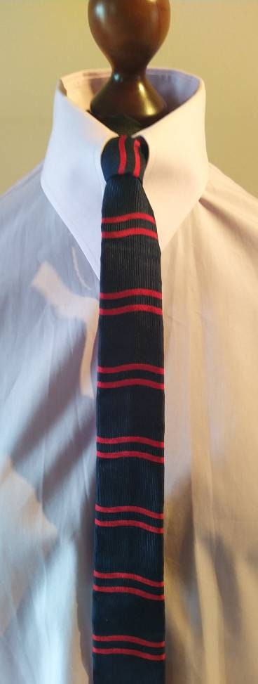 gusto Negligencia Interpretar Corbata de seda hecha a mano con punta cuadrada Azul y rojo - Etsy México