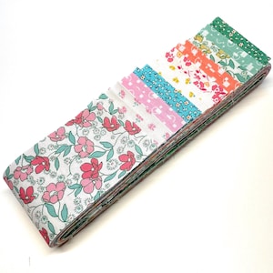 Quilting Pre-cut Strip Set in Robert Kaufman&#39;s Little Blossoms - 20pc - Jelly Roll, Fabric Strips, Quilting Fabric