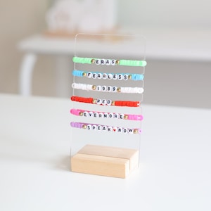SWIFTIE - Friendship Bracelet Display Stand - Wood & Acrylic – Display for Swiftie Bracelet - Jewelry display for friendship bracelets
