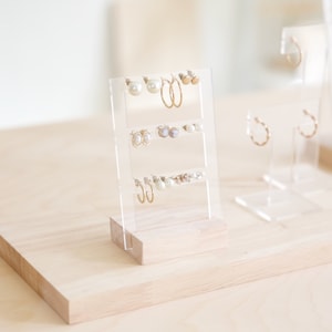 Porte boucles d'oreilles STINA, porte-bijoux en bois et transparent, organisateur de bijoux simple ou double image 2