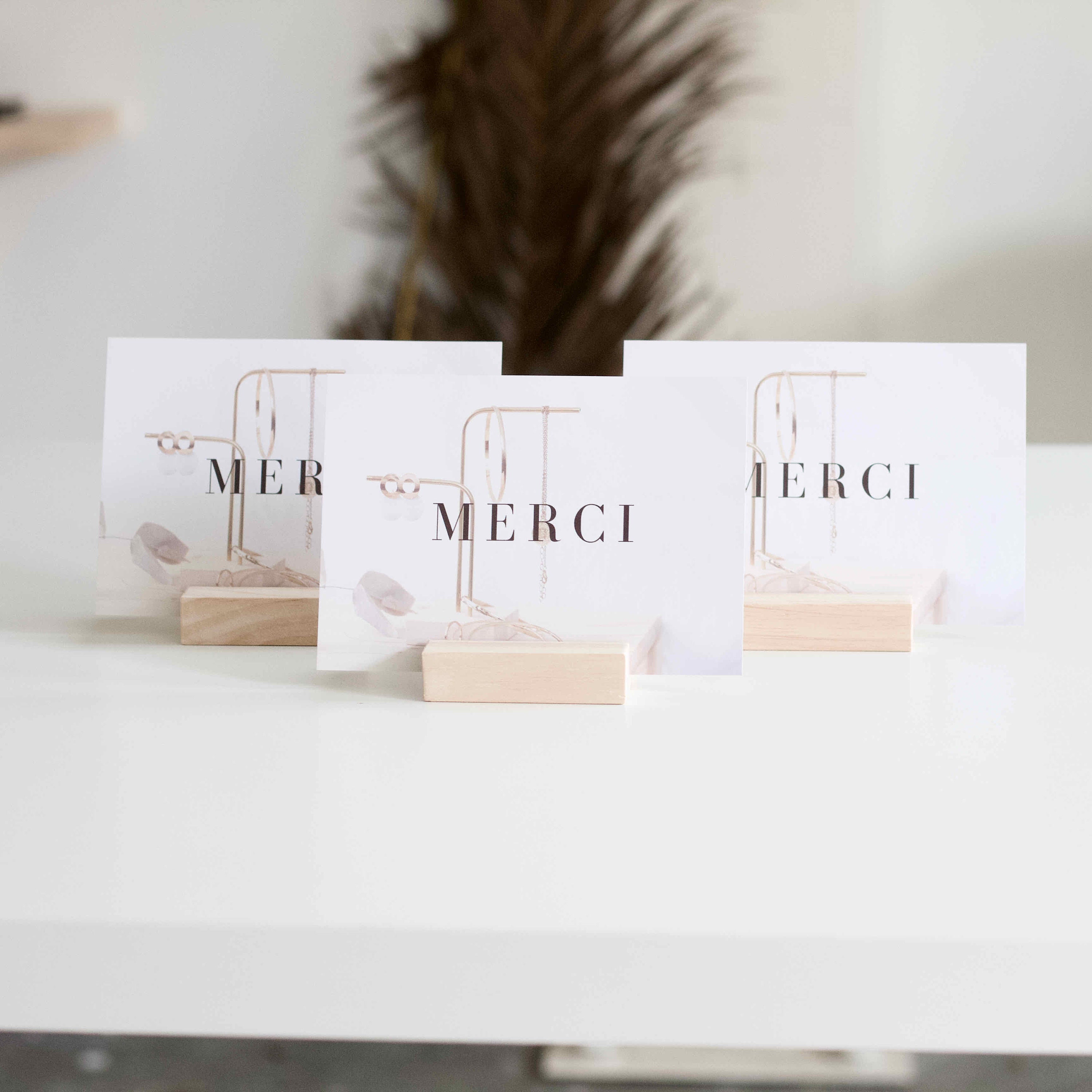 Lea, Porte-Cartes en Bois, Support Pour Carte ou Flyer