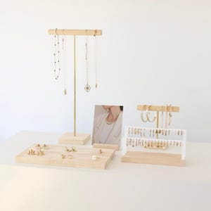Jewelry Display kit and Logo – Customizable display stand for jewelry designer - Engraved logo on wood - Jewelry display stand - Store props