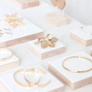 Plateaux en bois et acrylique blanc brillant, présentoirs à bijoux, blocs en bois pour bijoux, organisateur de bijoux image 10