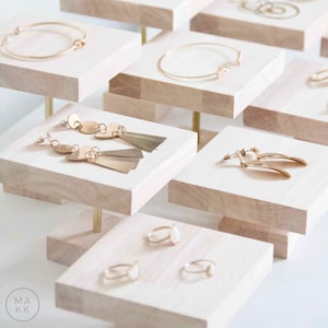 SINGLE wooden and brass jewelry holder, jewelry organizer, multi-level wooden display stand