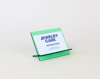 BERNIE Elegant Acrylic Business Card Holder – Landscape Display, Modern Desk Stand