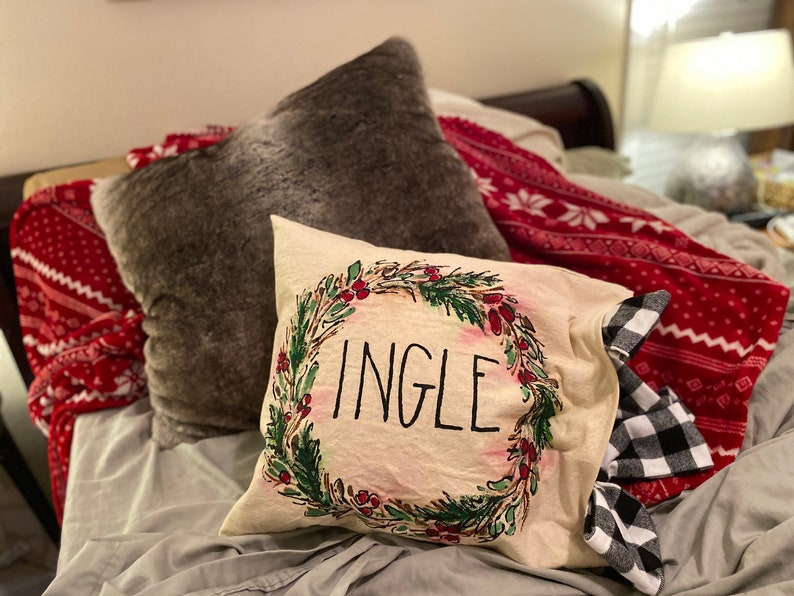 Pillow Cover Hand-made Hand-painted big Bow Holiday Wreath