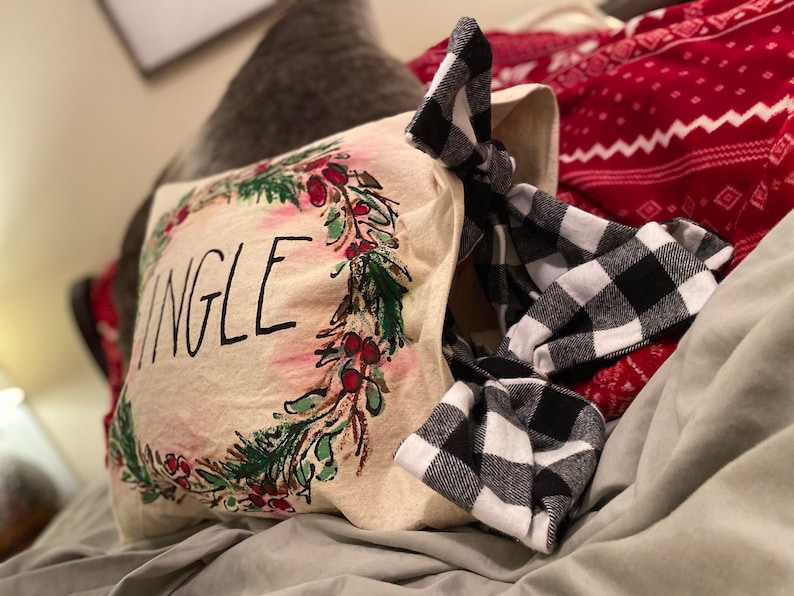 Pillow Cover Hand-made Hand-painted big Bow Holiday Wreath