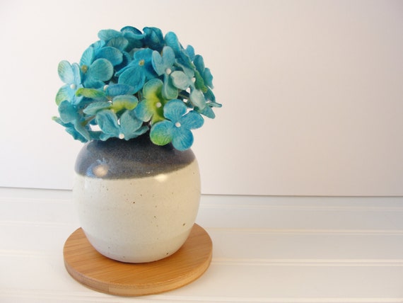 Small Round Vase Small Bud Vase Flower Vase Ceramic Bud Etsy