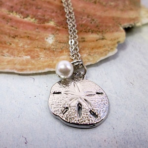 Pansy shell necklace deals