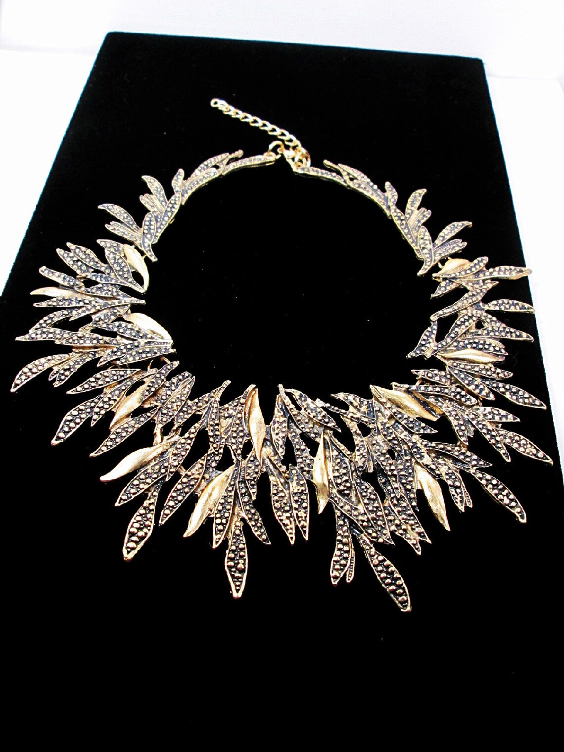 Antique Gold Leaf Wreath Necklace Metal Leaf Garland Choker Etsy