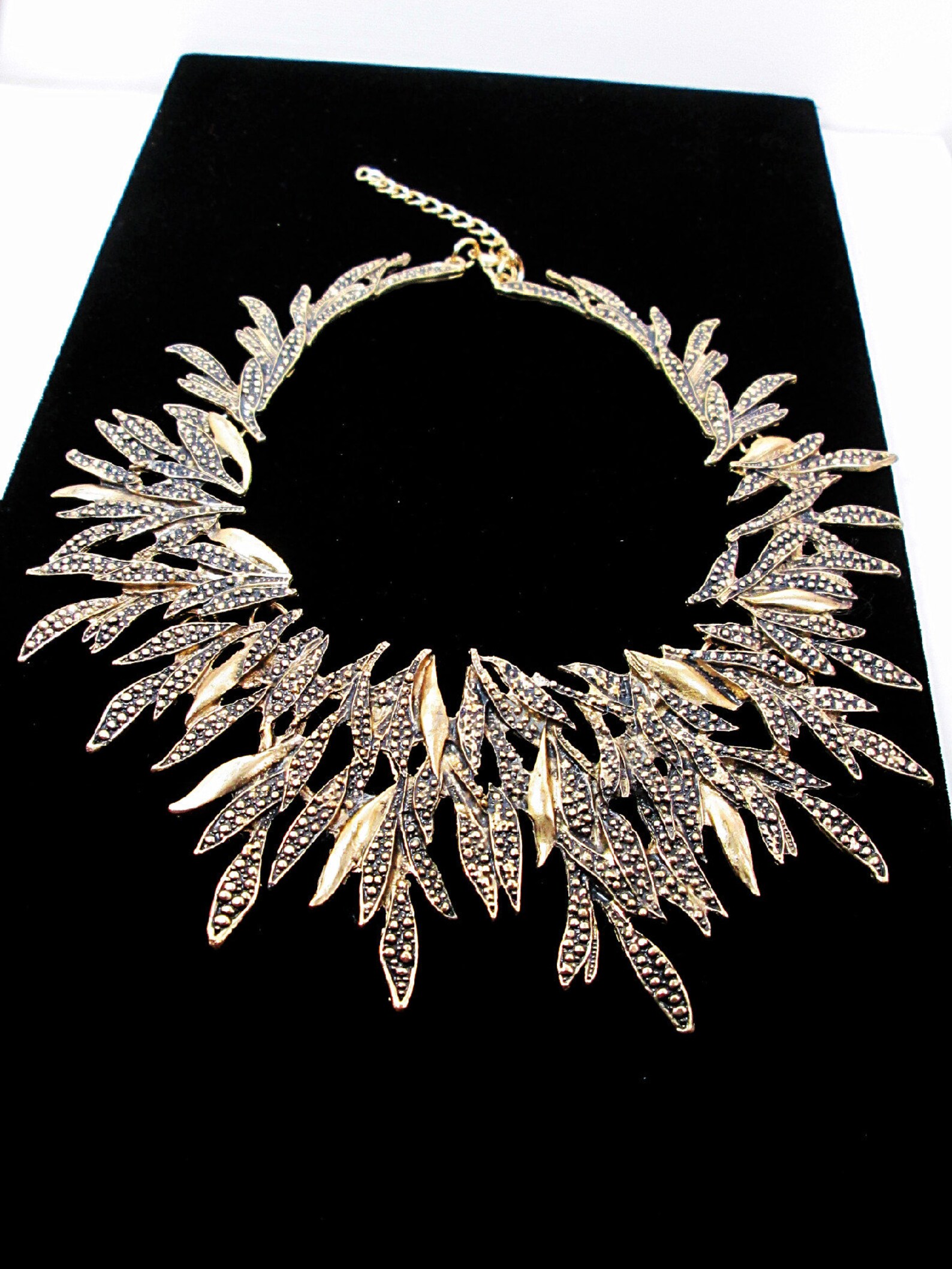 Antique Gold Leaf Wreath Necklace Metal Leaf Garland Choker Etsy