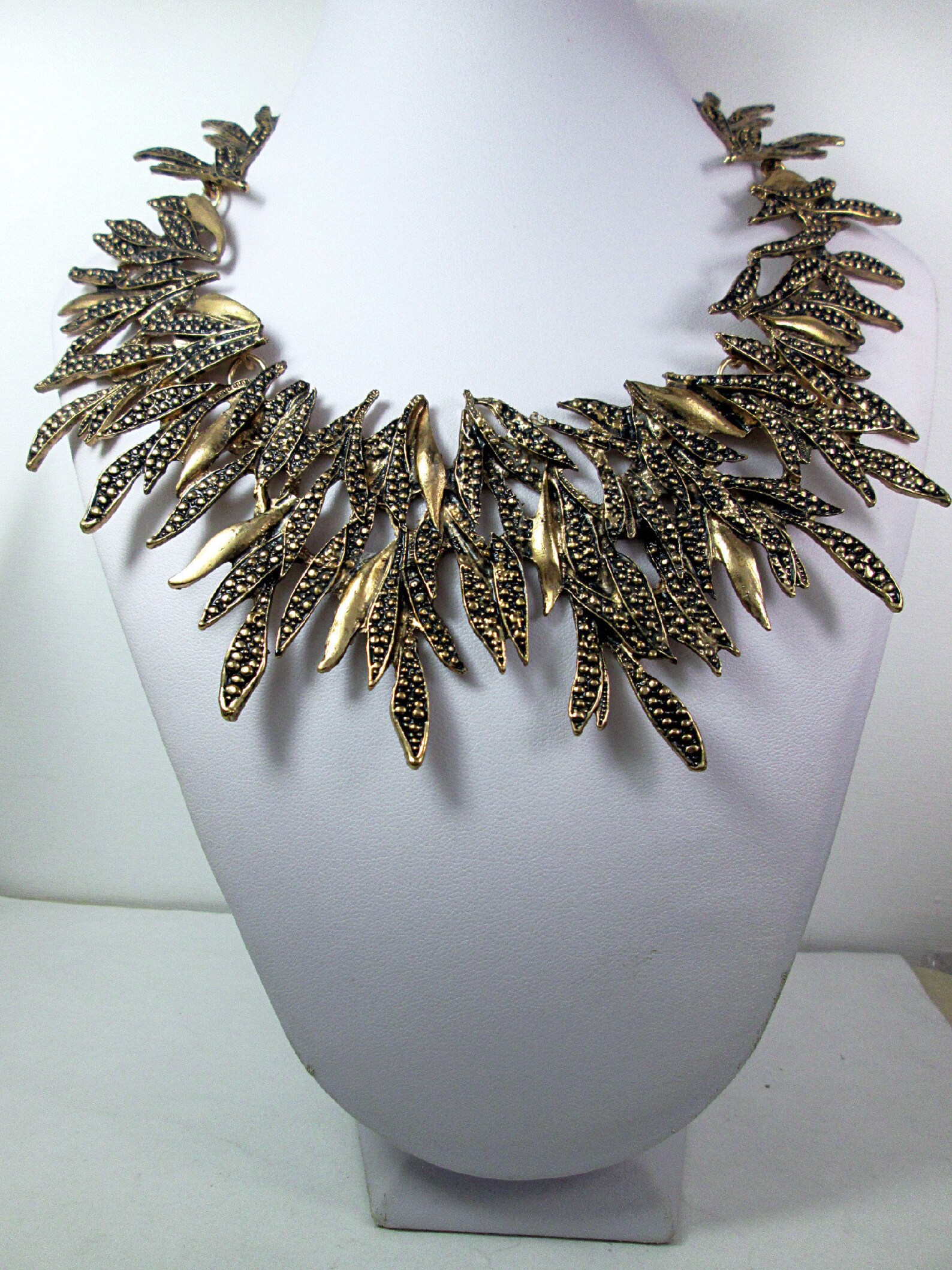 Antique Gold Leaf Wreath Necklace Metal Leaf Garland Choker Etsy