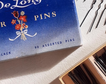 Vintage 50er Jahre Haarnadel Box mit Pins - authentisches Kostüm - DeLong Markenkarton