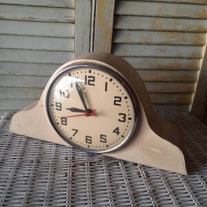 Vintage 1920's Deco Mantel Shelf Clock, Curvy Tambour Style Painted ...