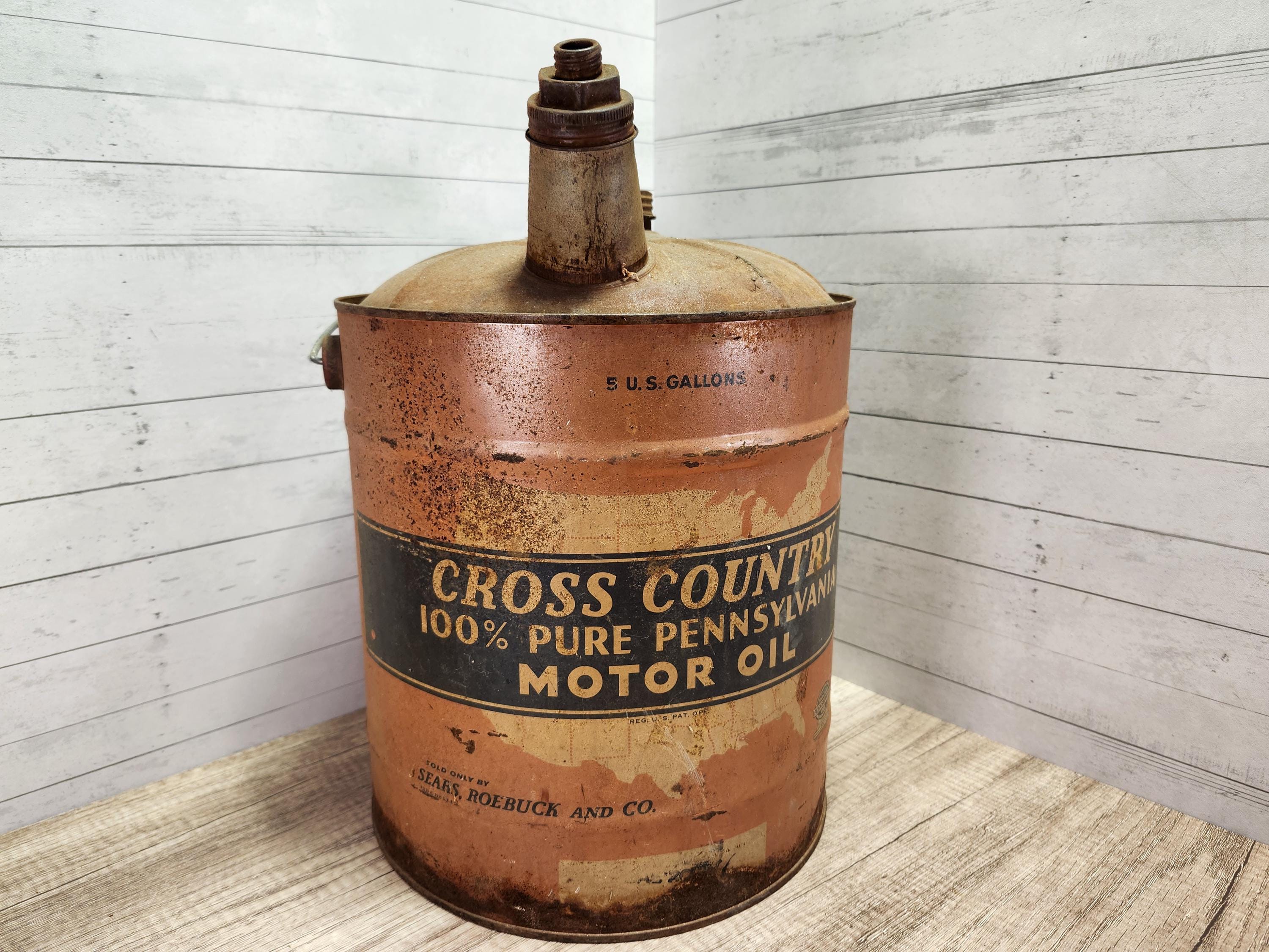 Vintage Cross Country Motor Oil Can: Distressed Garage Decor - Etsy