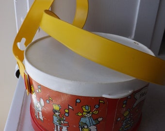 vintage play storage display music musical 921 decor decoration 1979 instrument red white Fisher Price toy drum with strap toy