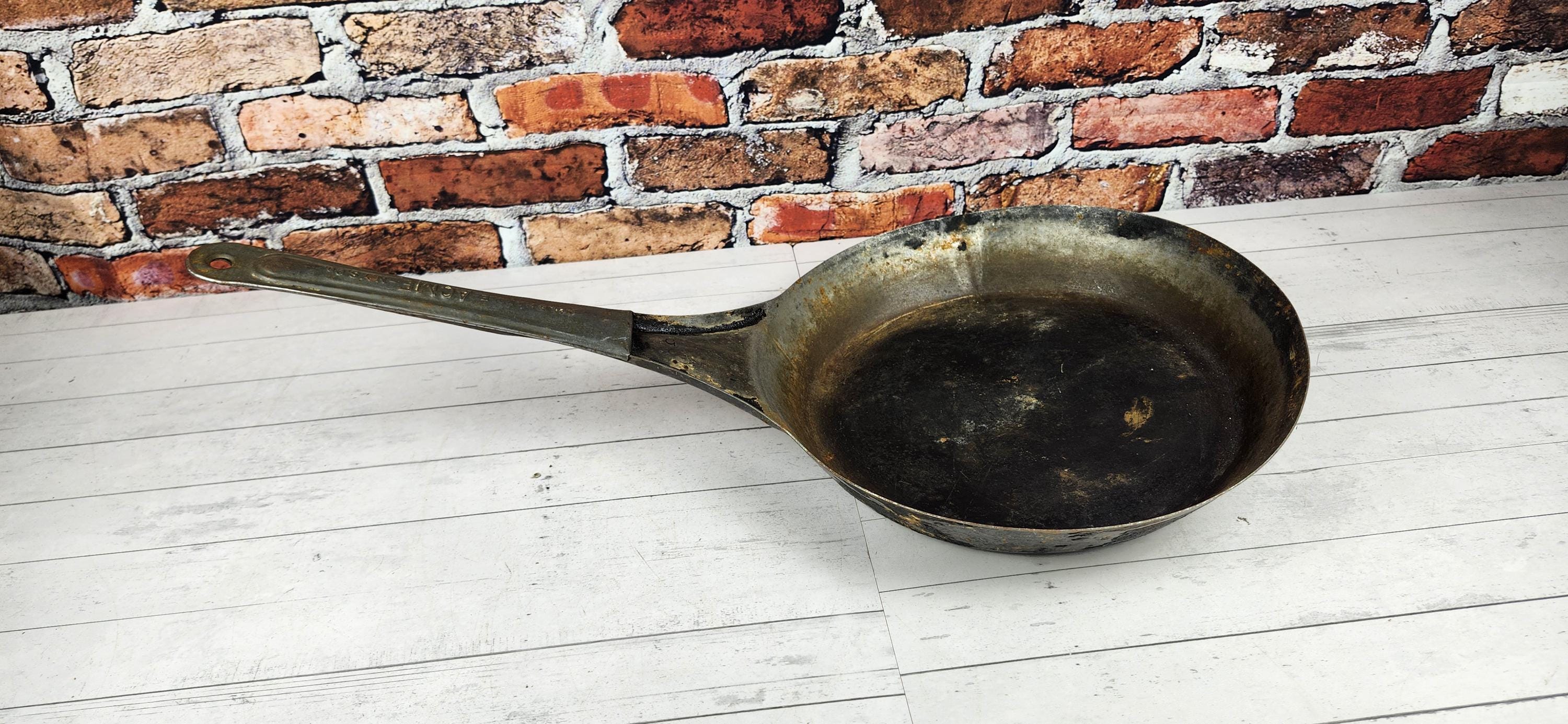 Acme Skillet - Etsy