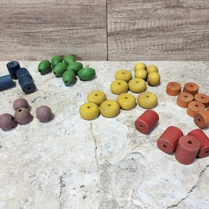 Lot of wooden beads, painted, vintage retro, stack, toy building, painted, primitive, shabby chic, decor, distressed jar filler blue red old