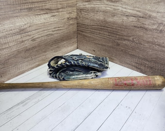 Vintage Cooper Baseball Glove & Louisville Slugger Bat: Man Cave Decor