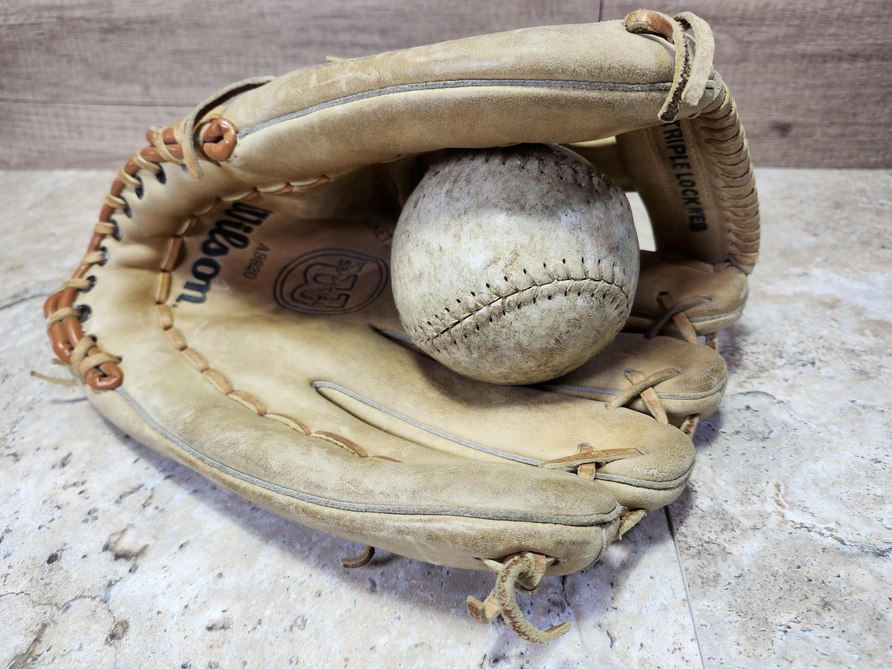 WILSON 2022 A2000 H75 Gant de softball Infield Fastpitch