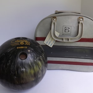 Vintage bowling bag in bordeaux – alicianiles.com