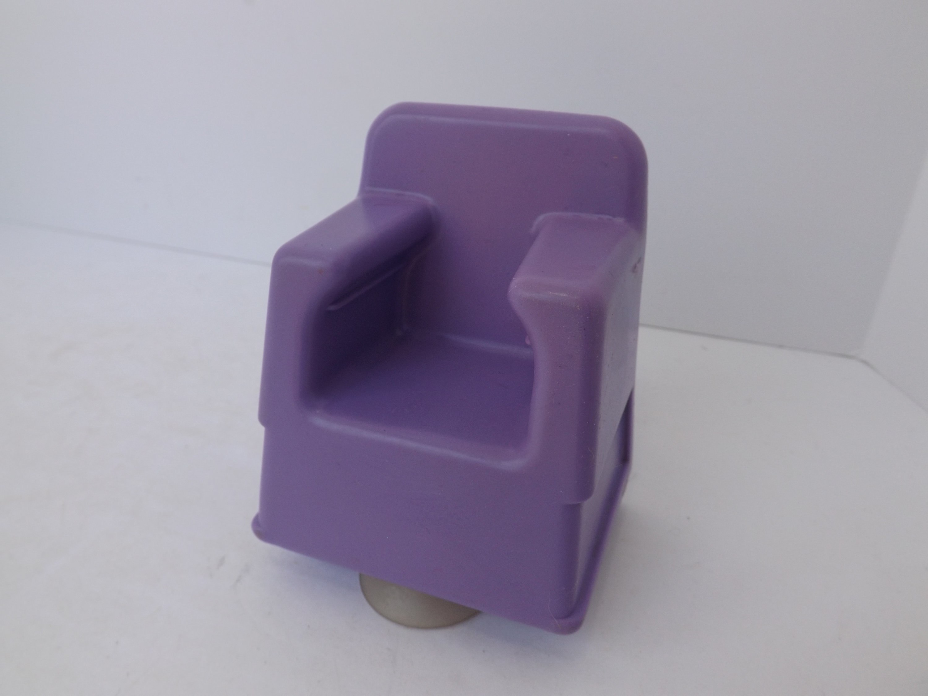 Barbie salon chair hot sale