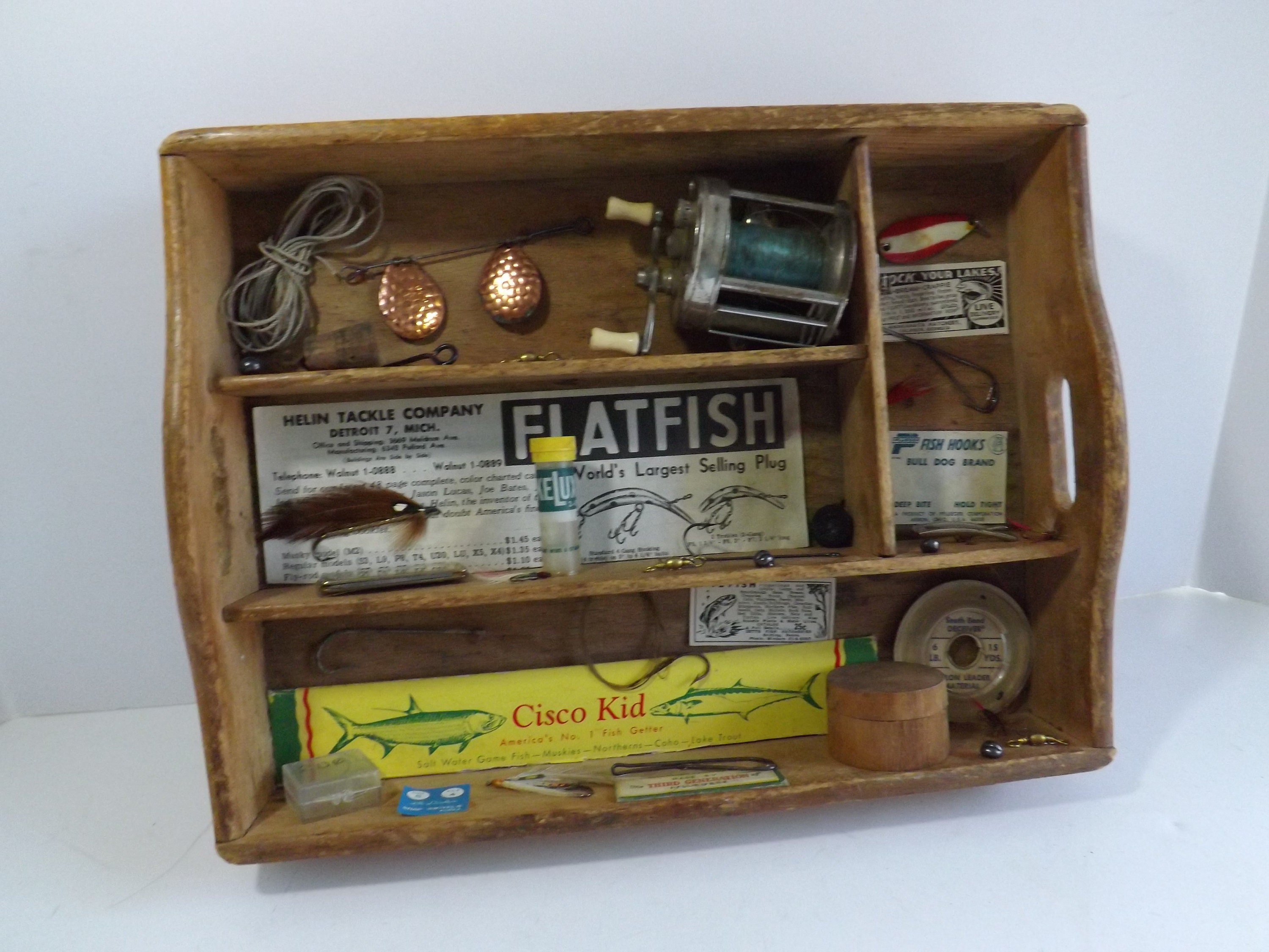 Shadow Box for Lures 