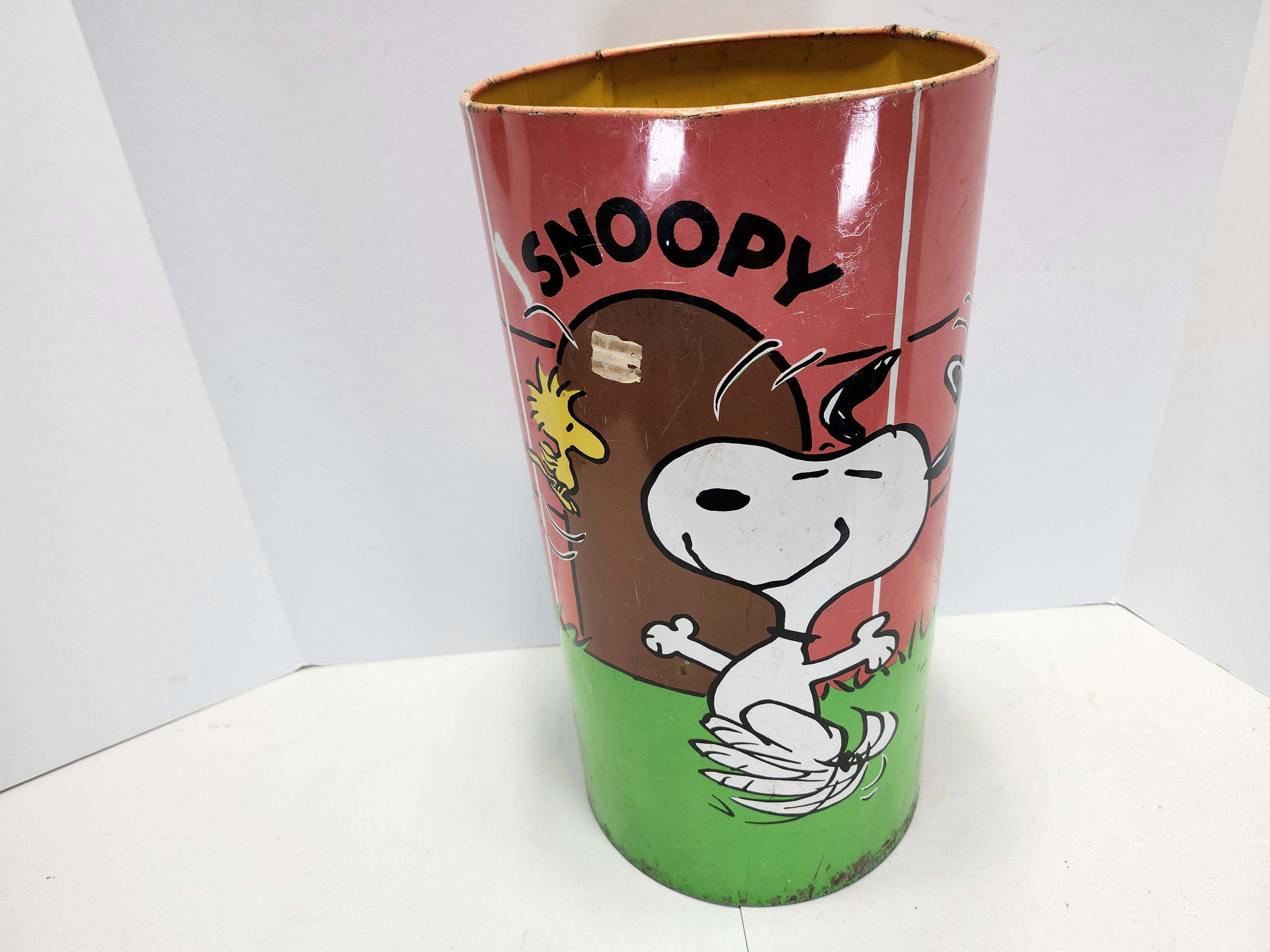 Vintage Snoopy Metal Trash Can: Children