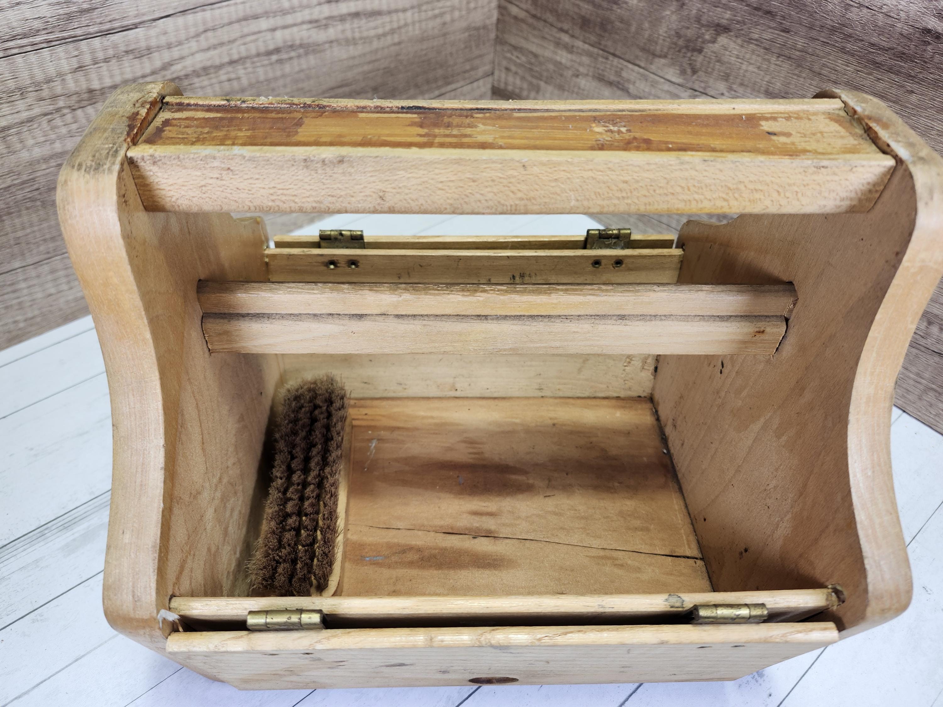 Vintage Kiwi Shoe Groomer Box: Wood Storage & Display - Etsy