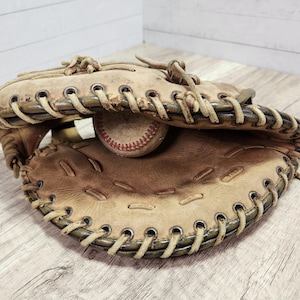 Franklin baseball glove and ball, left hand, vintage leather, sports equipment, mitt, decor display, bar, man cave, old gear retro, 1st base