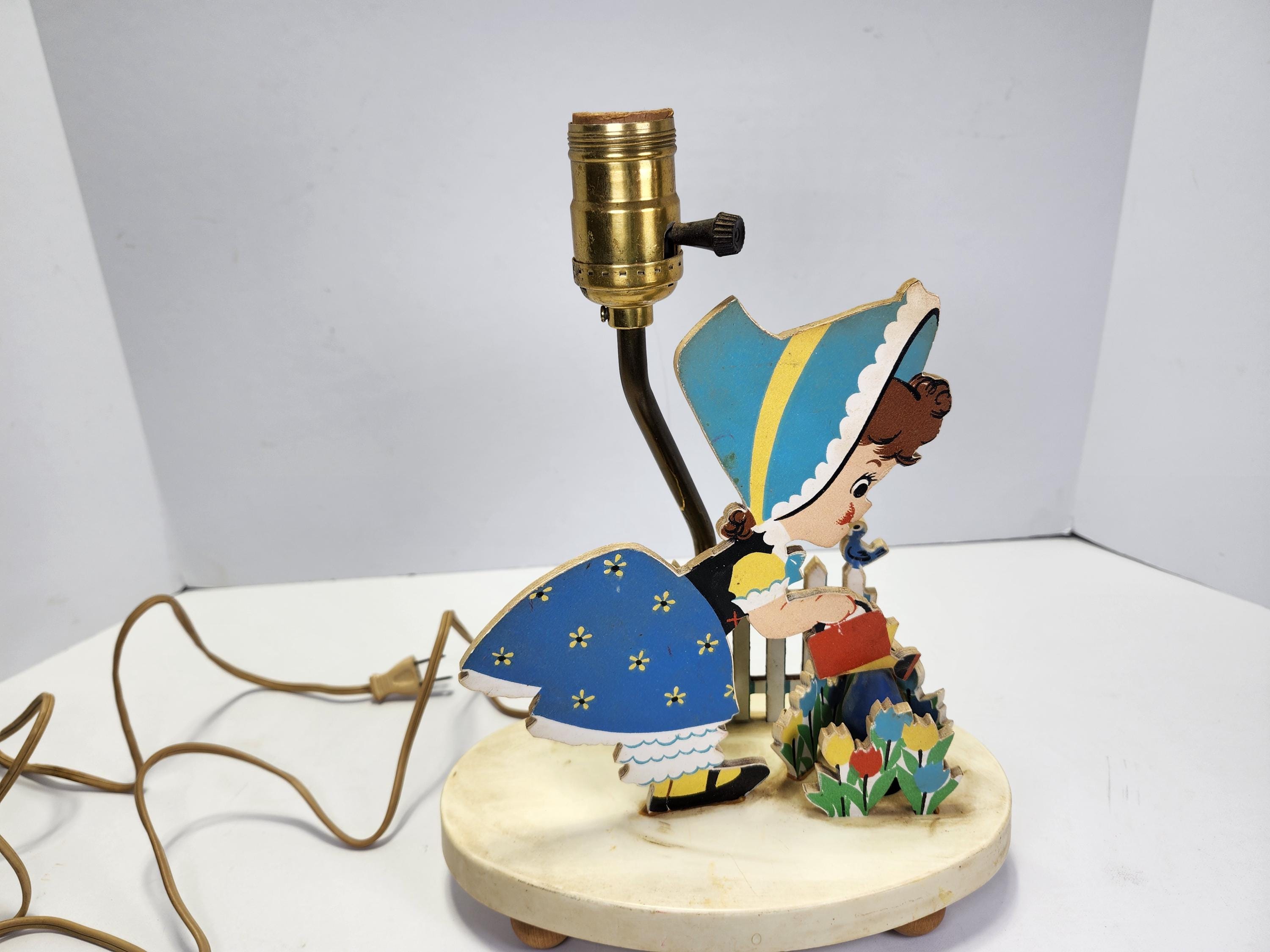 Vintage Dolly Toy Lamp: Gardener Girl Night Light - Etsy Vintage Dolly Toy Lamp: Gardener Girl Night Light - Etsy