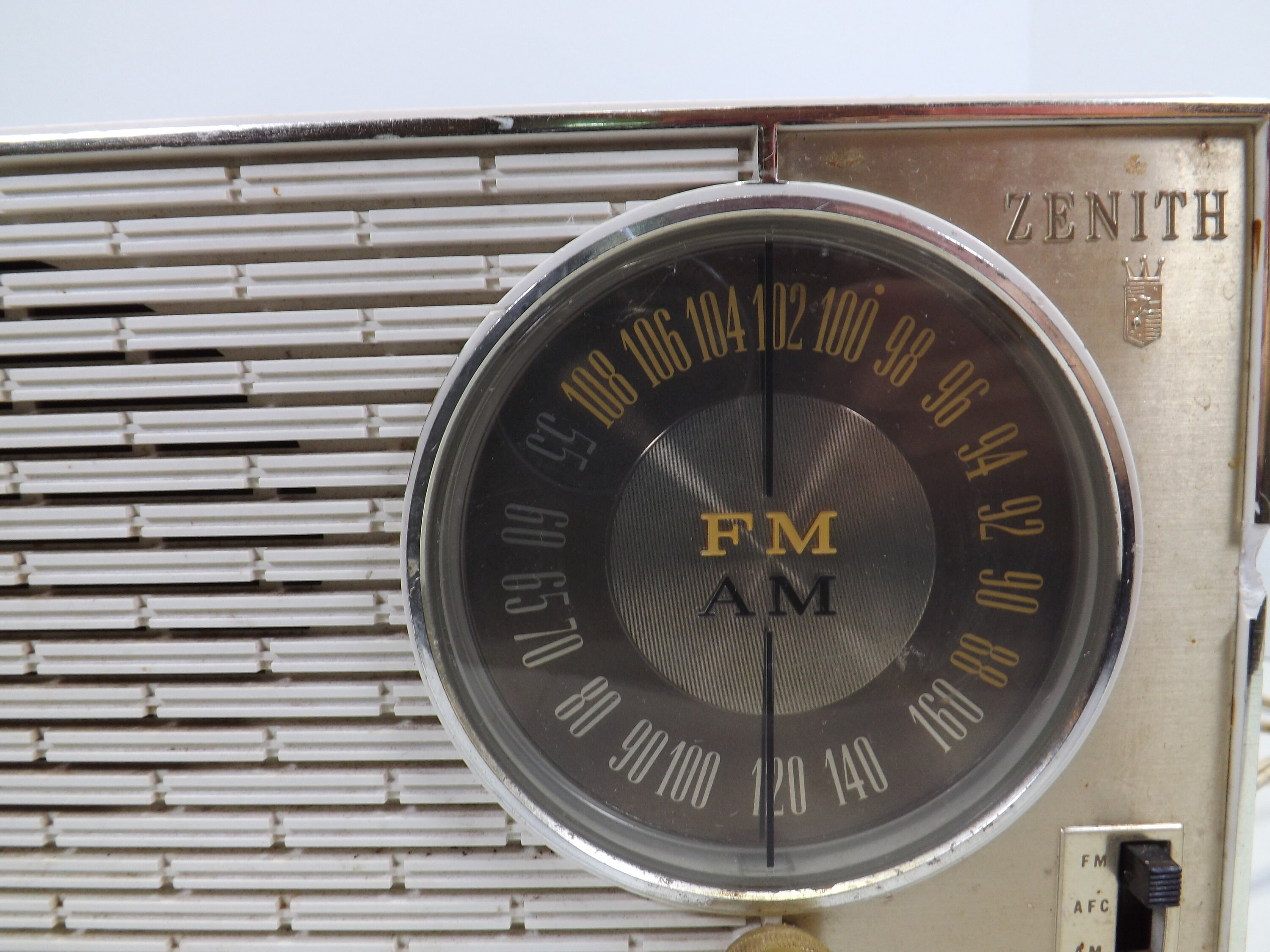 Zenith X316 AM/FM Radio: Mid-century White Display Stereo - Etsy