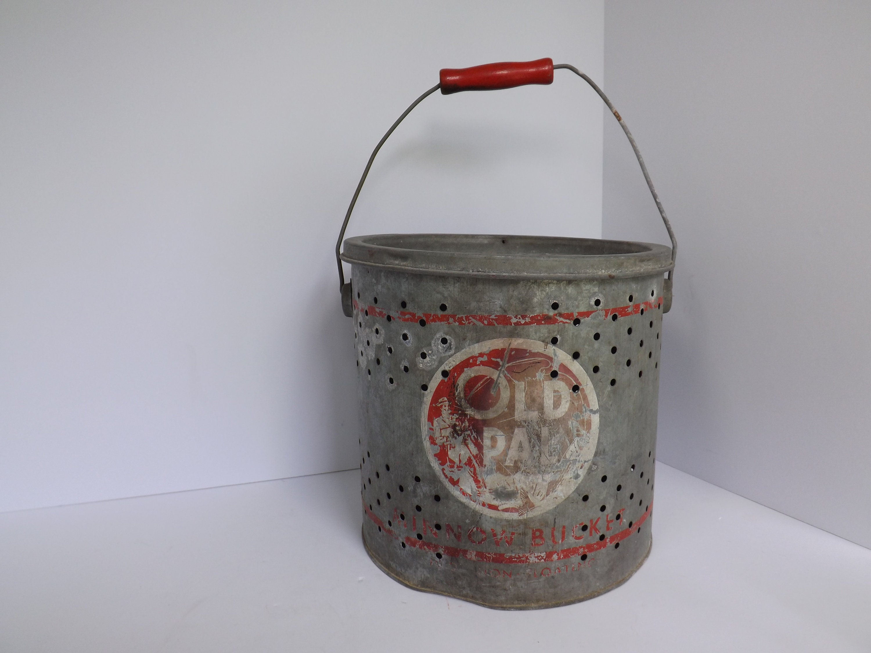 Vintage OLD PAL FLOATING MINNOW BUCKET - No. 88F - w/ WIRE MESH FISH  KEEPER