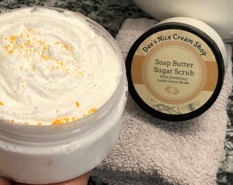 Exfoliante de azúcar con mantequilla de jabón batida