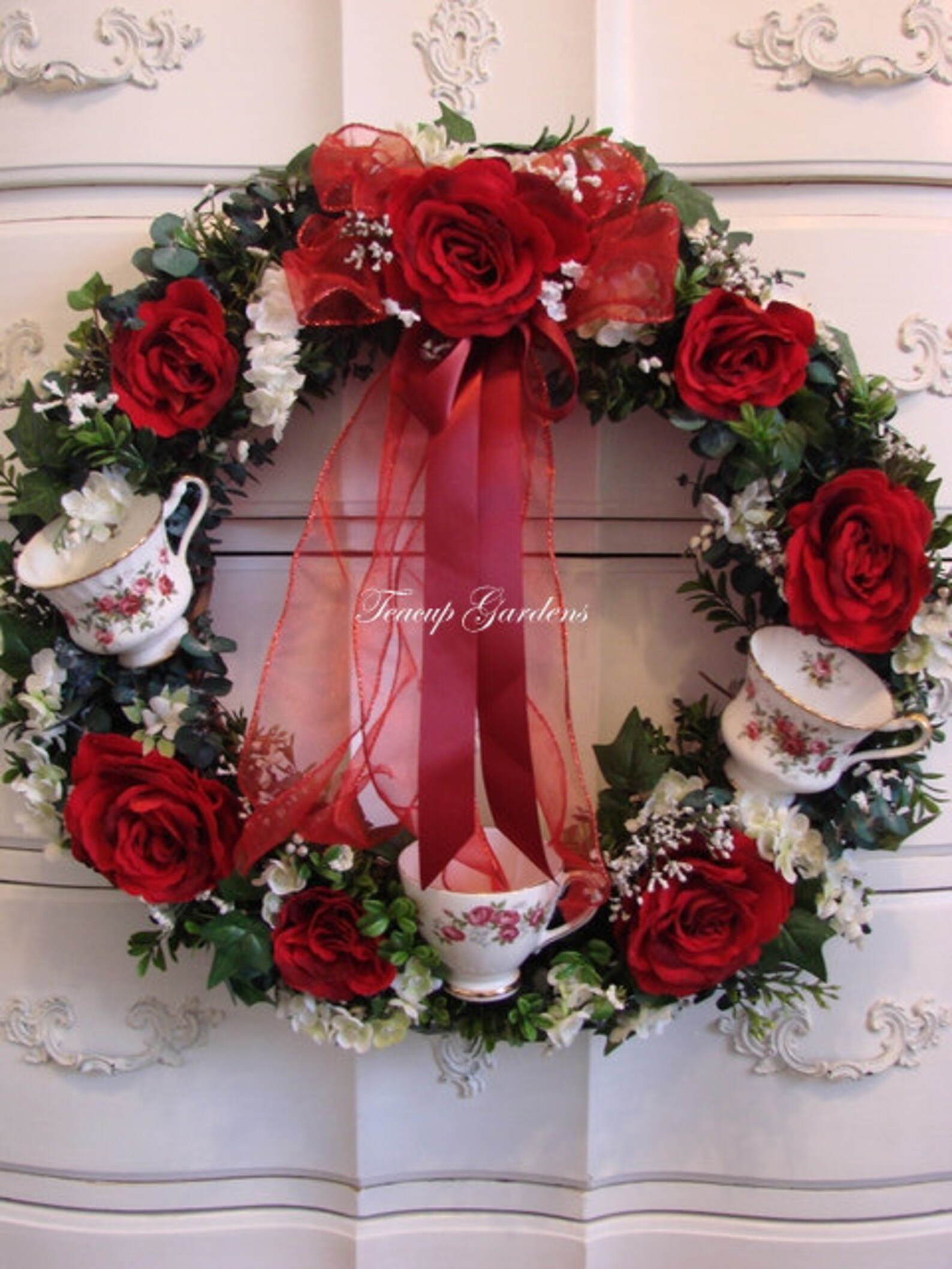 Red Velvet Christmas Cottage Rose Vintage China Teacup Wreath Hand