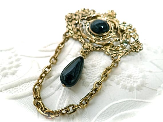Victorian Brooch Costume Jewelry Gold & Black Pin… - image 2