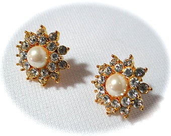 Rhinestone & Pearl Cluster Earrings Costume Jewelry Vintage Earrings VA-258