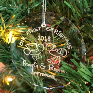 Our First Christmas Couples Mouse Ears First Names Christmas Wedding Ornament immagine 4