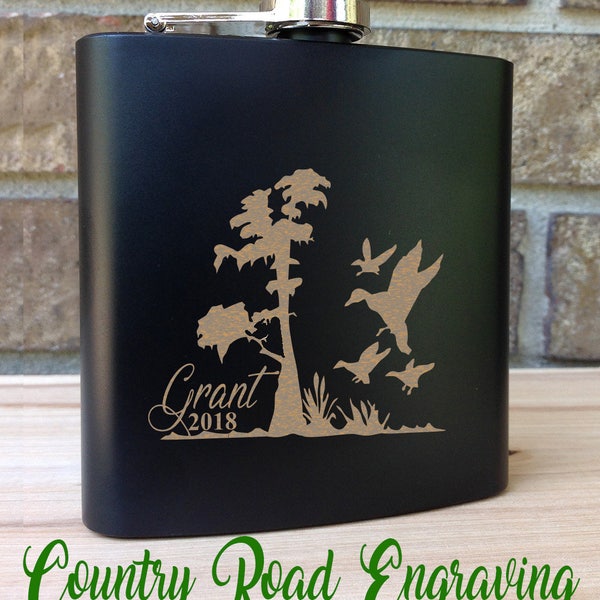 Personalized Engraved Single Flask with Landing Ducks Scenery First Name and Year - Wedding Gift - Grooms Gift - Fathers Day Gift