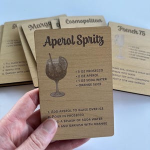 Engraved Wooden Cocktail Recipe Cards – Set of 8 Drink Recipes – Bar Decor – Gift for Cocktail Lovers, Bartenders, Parties