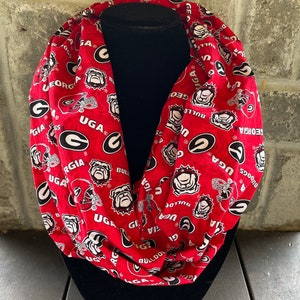 NWT Infinity Product University Of Louisville Cardinals Infinity Scarf Red  White