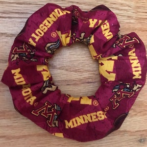 University of Minnesota scrunchies, Minnesota scrunchie, university of Minnesota accessories, University of Minnosota Gift, Minnesota hair a