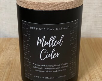 WOODS & SPICES Maple Creek Candles WINE CELLAR MULLED CIDER SPICED CRANBERRY WOODS & SPICES Maple Creek Candles WINE CELLAR MULLED CIDER SPICED CRANBERRY