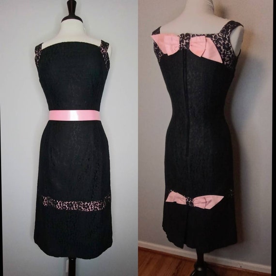 1950's 50s Black & Pink Venice Lace Sheath Wiggle… - image 2