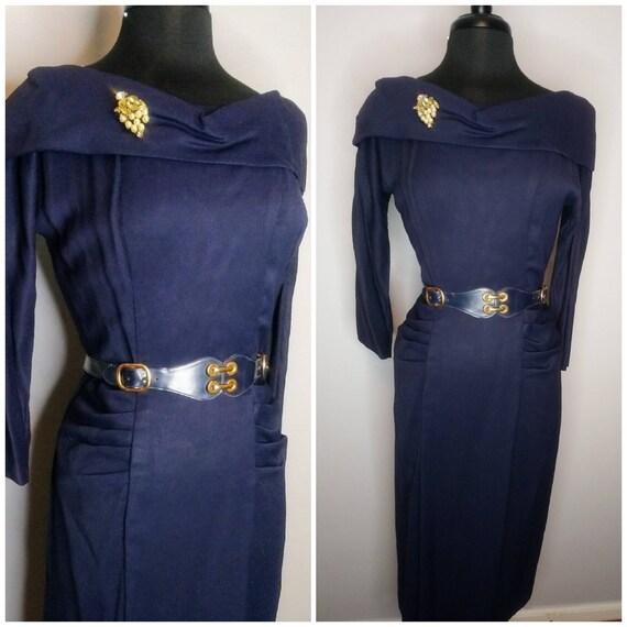 1950's 50s Inky Blue Wiggle Dress / Navy/ Sexy Bo… - image 3