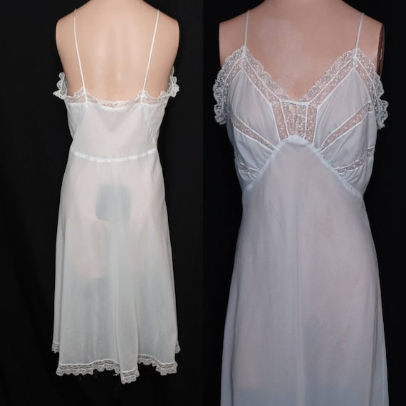 1950's / 1960's Sexy Baby Blue Rayon Chemise / Ni… - image 3